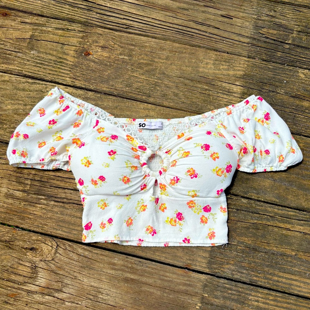 Sonoma White Floral O-Ring Crop Top